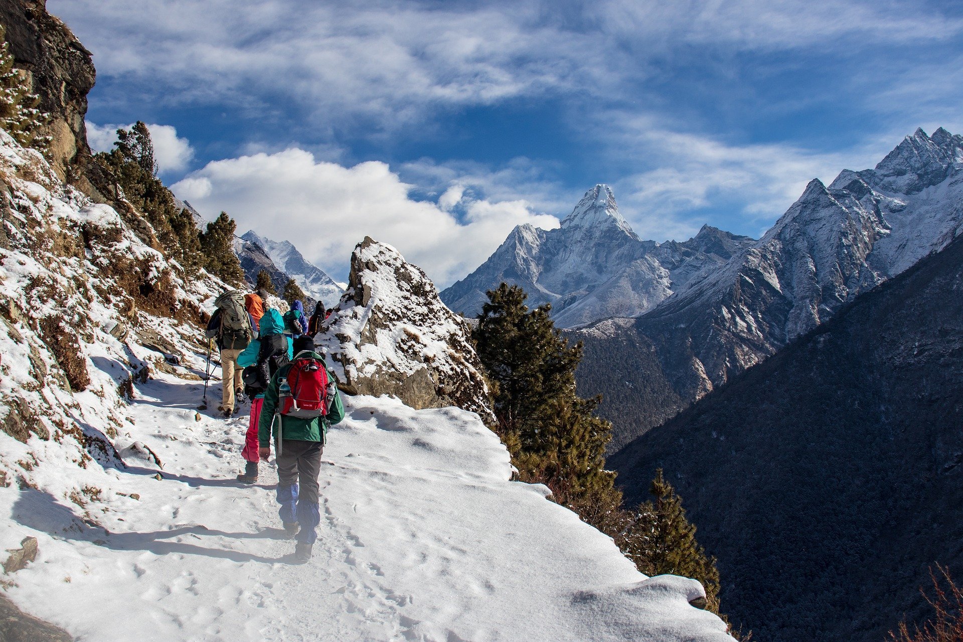 Nepal trekking guides